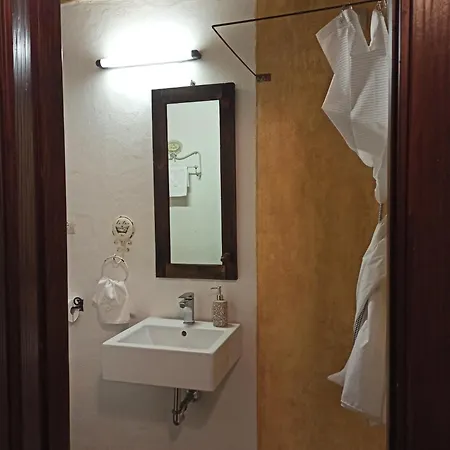 Casa Piazza- Cisterne Romane *