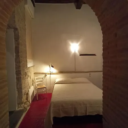 Дом отдыха Casa Piazza- Cisterne Romane