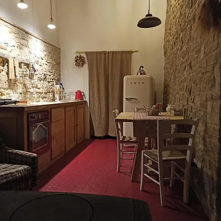 Casa Piazza- Cisterne Romane Тоди