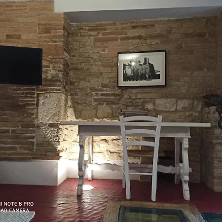 Casa Piazza- Cisterne Romane Τόντι