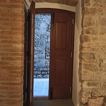 Casa Piazza- Cisterne Romane Σπίτι διακοπών