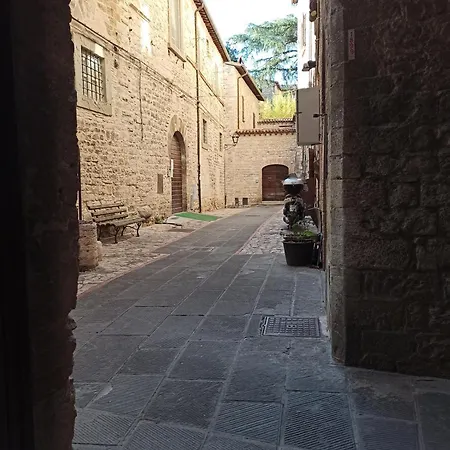 Σπίτι διακοπών Casa Piazza- Cisterne Romane Τόντι